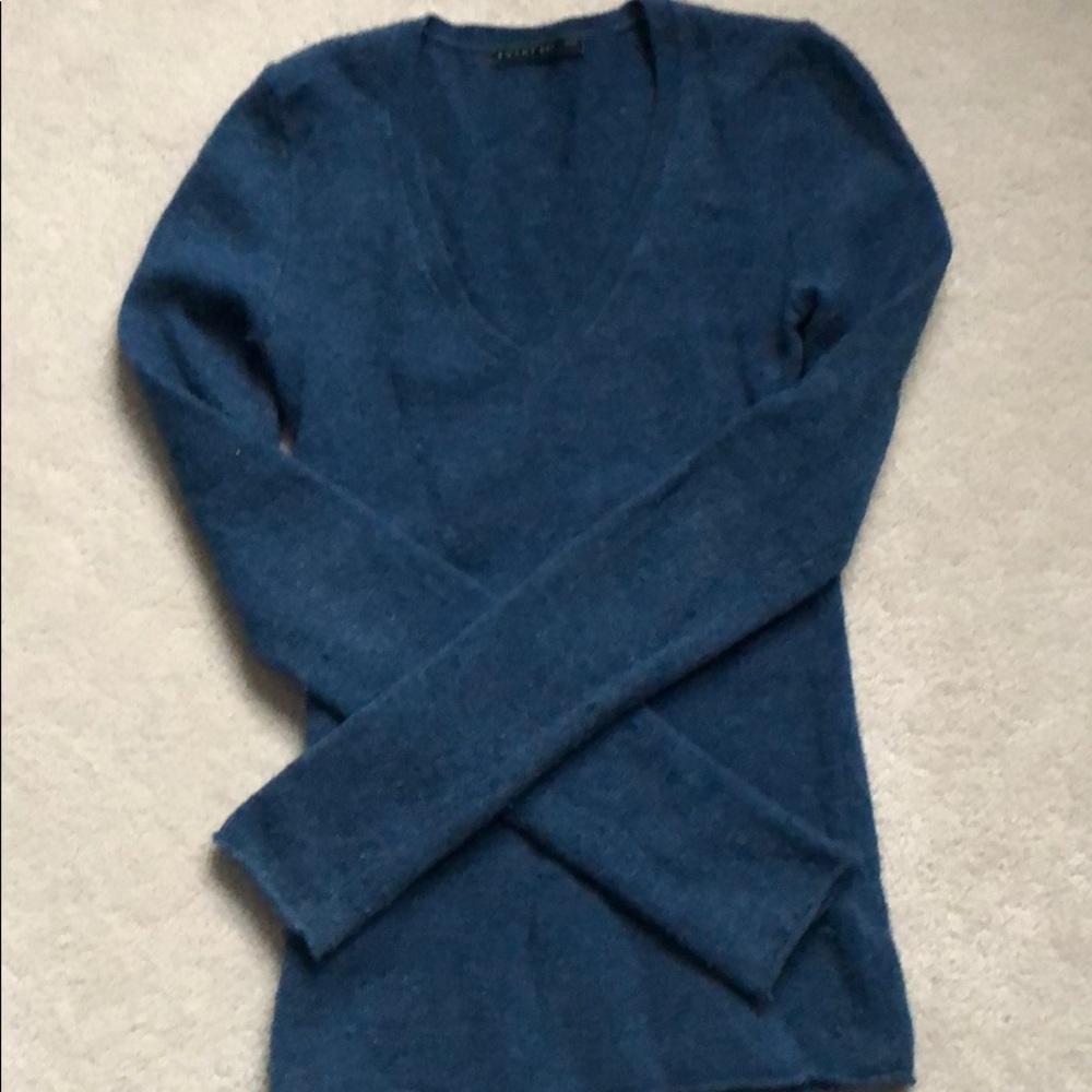 Smart Set sweater